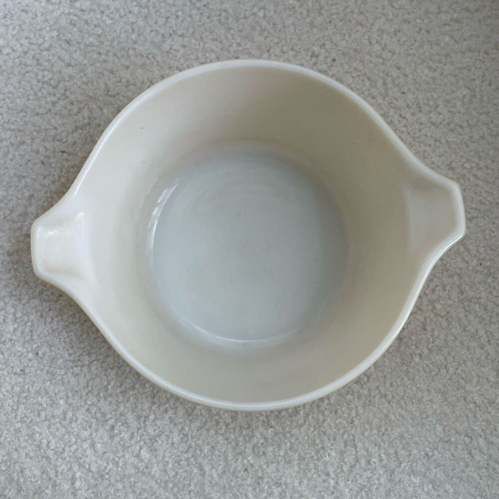 Vintage Pyrex Yellow Small 1Q 1 Quart Casserole 743 - Picture 3 of 8